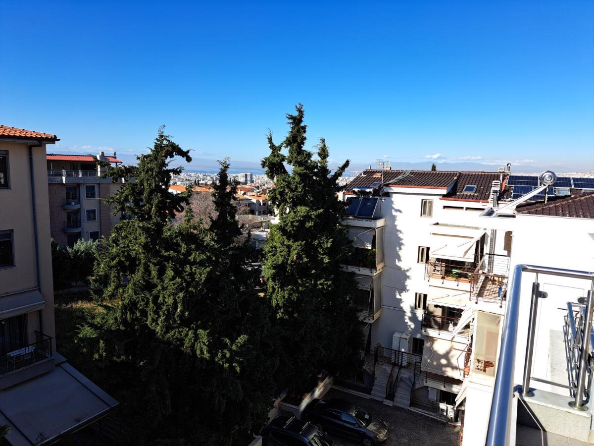 Όμορφο Διαμέρισμα- Σοφίτα Με Υπέροχη Θεα Thessaloníki Eksteriør bilde